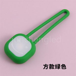 Grabador de nombre de perro mascota, cadena de etiquetas de luz de identificación de Nombre de mascota, colgante de Mascota, etiqueta de hueso de perro, Collar luminoso antipérdida, colgante Led para perro y gato - Product Image 3