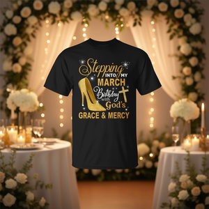 Camiseta para celebrar mi cumpleaños de marzo con la gracia y la misericordia de Dios - Product Image 3