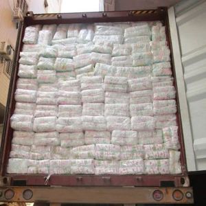 Pañales para Bebé de Segunda Categoría al por Mayor en Fardos, Tela No Tejida, Suave, Transpirable y con Protección Antifugas, Precio Bajo - Product Image 2