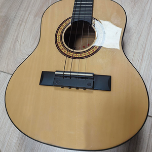 Ukelele tenor personalizado de 26 pulgadas, instrumento de cuerda de viaje DIY de China con 4 cuerdas de acero, similar a una guitarra de tamaño más pequeño - Product Image 1