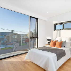 Fenêtres coulissantes verticales en aluminium à double vitrage, conformes aux normes australiennes, pour toiture commerciale, avec isolation thermique - Product Image 2