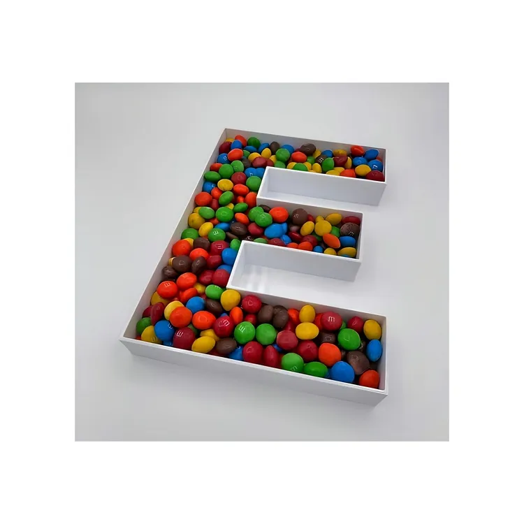 Lettre de bonbons initiale acrylique, lettres remplissables avec vous bonbons préférés. Stand ou mural Lettres