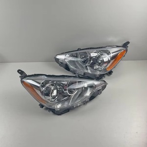 Faros de coche señal de giro 81110-52E80 para <span class=keywords><strong>Toyota</strong></span> <span class=keywords><strong>Prius</strong></span> C NHP10 81150-52E81 2012 a <span class=keywords><strong>2018</strong></span> - Product Image 5