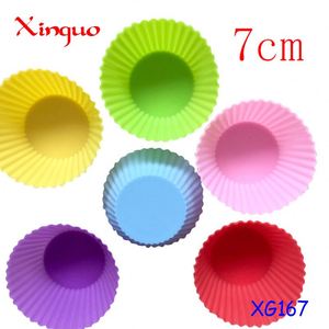 Moules à muffins et cupcakes carrés jetables en silicone colorés, écologiques et résistants au four - Product Image 4