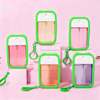Porte-clés avec gel désinfectant pour les mains, vaporisateur instantané parfumé, personnalisé, 30 ml, mini flacon de voyage en plastique rechargeable, emballage quotidien