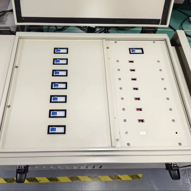 Hot Selling 750-866MHz 800W Power Amplifier Module Mobile Phone Signal Coverage 7-Channel Wired Analog Prison Repeater Machine