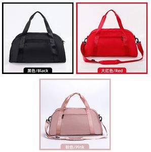 Bolsa Deportiva Resistente al Agua con Compartimento Seco/Húmedo, Ideal para Fitness en Interiores y Uso Diario - Product Image 4