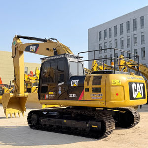 Excavatrice sur chenilles Caterpillar CAT323D2L 2023 modèle 23T, 95% neuve, moteur japonais, matériel de construction - Product Image 1