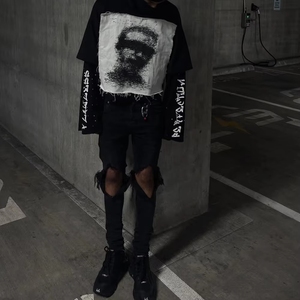 Camiseta de Alta Calidad para Hombre, Estilo Swag, Algodón Pima Personalizado de 300 GSM, Lavado Ácido Vintage con Pedrería, Cuello Redondo Personalizado - Product Image 3