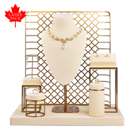 Support de présentation de bijoux en métal multifonctionnel personnalisé de luxe haut de gamme LAIRE pour comptoir de bijouterie