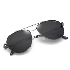 Gafas de Sol de Piloto Grises para Mujer, Lentes Polarizadas TAC UV400 Antideslumbrantes, Montura Metálica 2321 - Product Image 1