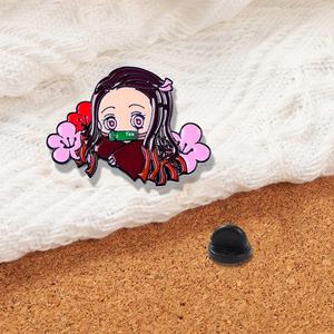 Lencana Bros Pin Kerah Desainer Jepang YINI untuk Wanita, Produk Baru Mewah, Logo Logam Custom, Nama Emas, Enamel - Product Image 5