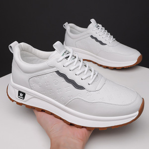 Baskets décontractées blanches pour hommes, chaussures de sport en cuir à lacets et semelle épaisse pour les loisirs 9579 - Product Image 3