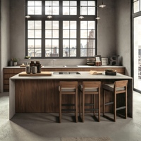 Meuble de cuisine en bois sur mesure avec grand îlot, armoires de cuisine modernes de style industriel pour la rénovation d'appartements