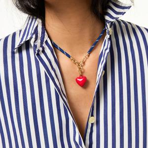 Collana Trendy con Cuore Rosso Effetto Goccia d'Olio, Certificazione CE Nohs, Ciondolo a Forma di Cuore, Gioielli per Coppie, Ciondoli alla Moda - Product Image 1