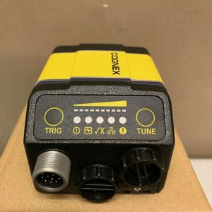 Lector de Códigos de Barras Fijo Cognex DM474QL, Interfaz USB, Amarillo Fluorescente, Garantía de 1 Año - Product Image 2
