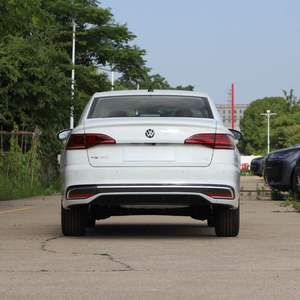 YT Auto alta calidad LHD usado gasolina coche para VW <span class=keywords><strong>Bora</strong></span> <span class=keywords><strong>segunda</strong></span> <span class=keywords><strong>mano</strong></span> 200 km/h Velocidad máxima nuevo vehículo de energía en buenas condiciones - Product Image 5