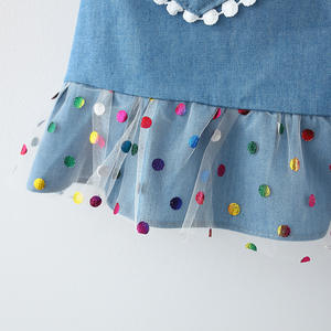 ชุดลำลองเด็ก ชุดเดรสเด็กผู้หญิง กางเกงยีนส์เดรสลูกไม้ประดับลูกปัดและกระดุม ขายส่ง - Product Image 6