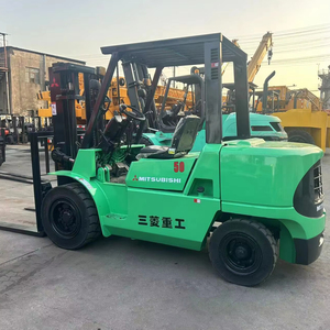 รถยกมิตซูบิชิ FD50 โครงสร้างแข็งแรง ทนทาน เหมาะสำหรับสถานที่ทำงานกลางแจ้งที่ซับซ้อน - Product Image 1