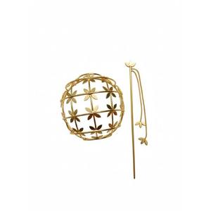 Cage à chignon florale dorée avec épingle |   Bijoux de mariée |   Accessoire pour chignon de mariage et de fête - Product Image 1