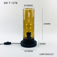 Lampe de table en verre nordique à LED, lumière décorative de luxe pour la maison, cadeaux de décoration de vacances, lampe de table