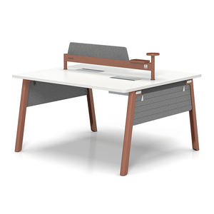 Bureau en bois modulaire au design moderne et durable avec des cadres de table pour 6 personnes pour une utilisation en bureau commercial - Product Image 4