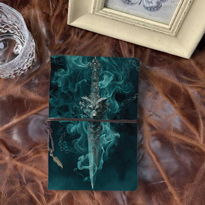 A6 handmade máy tính xách tay 160 trang cổ điển Tether lý tưởng cho các chuyên gia văn phòng với <span class=keywords><strong>Wolf</strong></span> đứng đầu thanh kiếm với khói và dây chuyền PR - Product Image 1