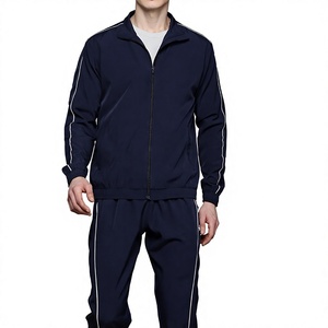 Ensemble de survêtement blanc personnalisé avec fermeture éclair intégrale, veste de survêtement à col montant et fermeture éclair contrastante orange, et pantalon de jogging - Product Image 5