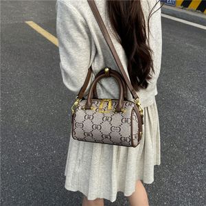 Bolso de Mano Cilíndrico Retro de Lujo, Estilo Europeo y Americano, Gran Capacidad, Multifuncional.99128 - Product Image 2