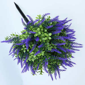 LO-508 Vente en gros 57cm Fausse boule topiaire lavande avec piquet de sol, arbuste artificiel résistant aux UV pour décoration de pelouse - Product Image 1