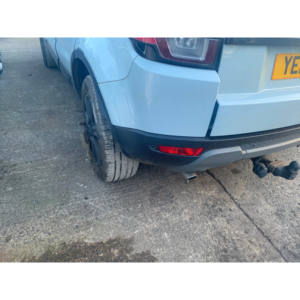 RANGE ROVER EVOQUE paraurti posteriore (BALTORO ICE) barattolo LR074962 - Product Image 2