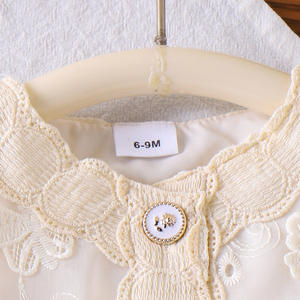 Conjunto de Dos Piezas para Niñas, Estilo Veraniego, Dulce Bordado de Mariposa, Chaleco de Algodón Color Albaricoque y Pantalones Cortos, Traje Infantil - Product Image 3