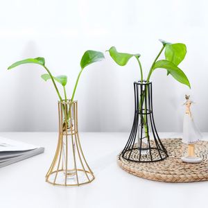 Hot Selling Wholesale Metal Creative Gift Home Decoration <b>Small</b> <b>Vase</b> - Product Image 1
