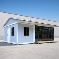 Maison modulaire de luxe en verre, maison conteneur détachable, maison préfabriquée avec toit en pente pour hôtel-resort