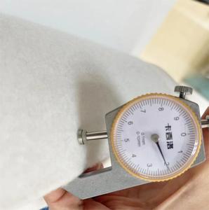Membrane de toiture multicouche en TPO 2 mm blanc/noir, en tissu renforcé de polyester 80 mil, pour la réparation de toitures isolées préfabriquées - Product Image 2