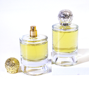 Envase de <span class=keywords><strong>Perfume</strong></span> de Vidrio de 30ml, 50ml, 100ml con Caja, Cilíndrico, Ecológico, Disponible en Stock, con MOQ Bajo - Product Image 4