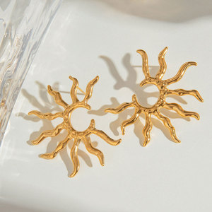 Pendientes de Zirconia con Piedras de Acero Inoxidable Chapados en Oro de 18k, Estilo Europeo y Americano, Joyería para Mujer - Product Image 4