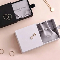 Boîte à bijoux personnalisée avec logo imprimé, emballage de luxe pour boucles d'oreilles, colliers et bijoux