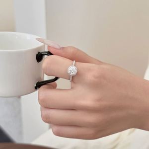 Bague de promesse Dylam en argent 925 plaqué rhodium avec zircone cubique 5A, style halo, pour femme, mariage, mariée, usage quotidien - Product Image 5
