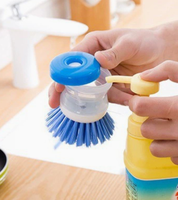 Brosse à vaisselle avec distributeur de savon, brosse de nettoyage de cuisine à pression pour casseroles, poêles et éviers, réservoir rechargeable