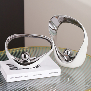 Decoração de Mesa em Cerâmica de Forma Oval Minimalista Luxuosa, Ornamento de Arte Personalizável para Decoração de Interiores, Fornecimento de Fábrica - Product Image 6