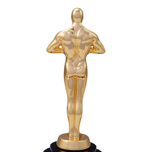 26cm premio film classico trofeo placcato in oro uomo statuetta con Base di cristallo di lusso - Product Image 2