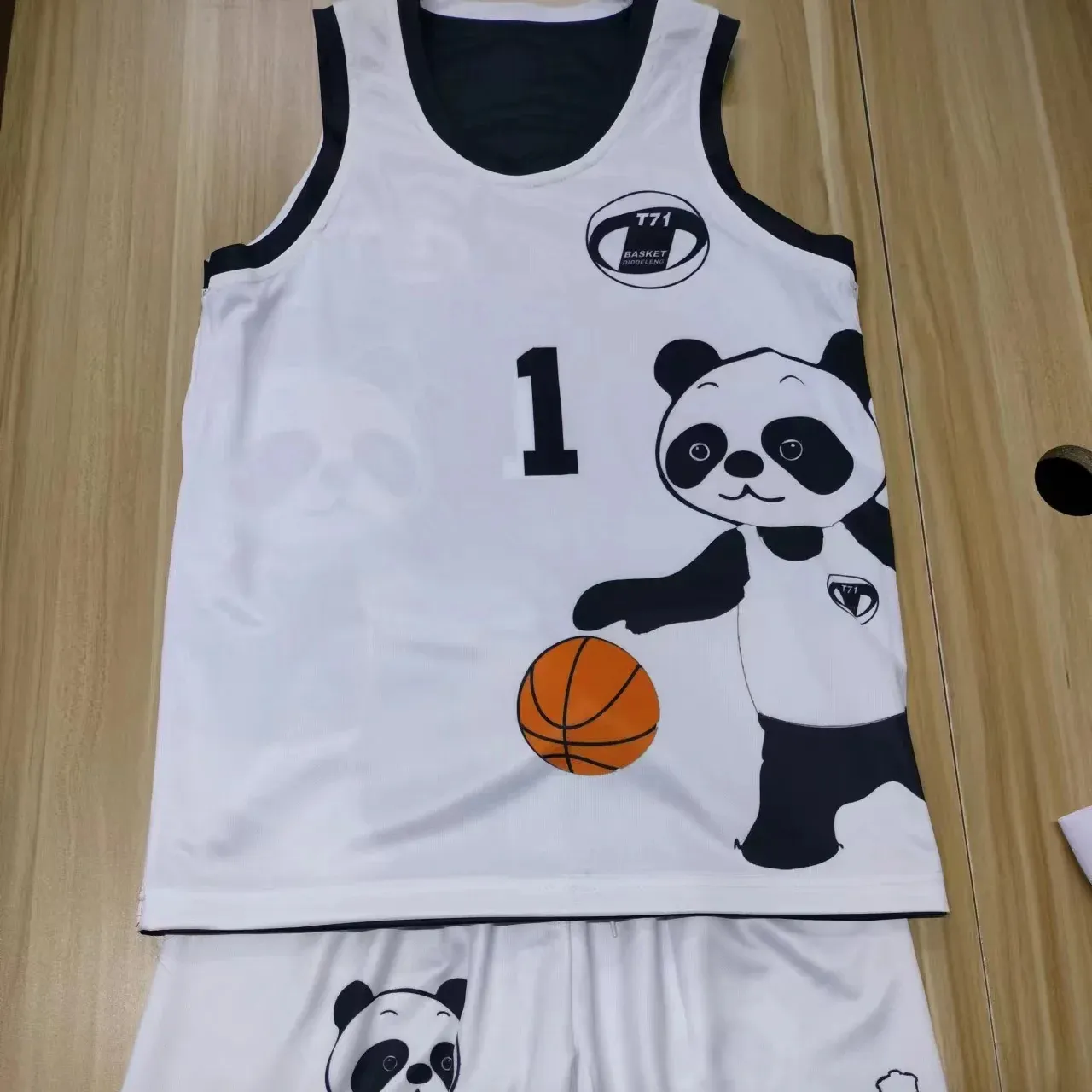 Servizio OEM suit basket in poliestere suit custom abbigliamento per bambini stile panda design