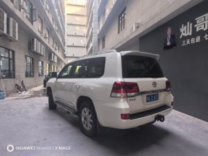 Toyota Land Cruiser (Importato) Modello 2018, Land Cruiser 4.0L GX-R, Cerchi in Alluminio, Senza Tettuccio Apribile, Edizione <span class=keywords><strong>di</strong></span> Alta Gamma (Medio Oriente) - Product Image 4