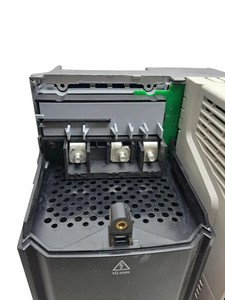 มอเตอร์ไดรฟ์อุตสาหกรรมรุ่นใหม่ M700-064 00350 สำหรับการควบคุมการเคลื่อนที่แรงบิดสูงและสายการผลิตอุตสาหกรรม - Product Image 2