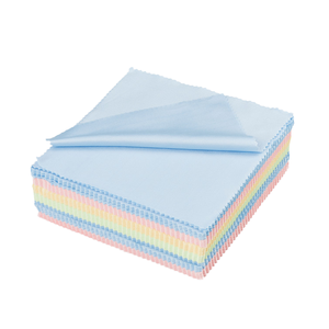 <span class=keywords><strong>Chiffon</strong></span> en microfibre personnalisé avec logo imprimé <span class=keywords><strong>pour</strong></span> l'entretien des <span class=keywords><strong>lunettes</strong></span>, le nettoyage des écrans de téléphone, des lentilles, des <span class=keywords><strong>lunettes</strong></span> de soleil et des <span class=keywords><strong>lunettes</strong></span>. - Product Image 3