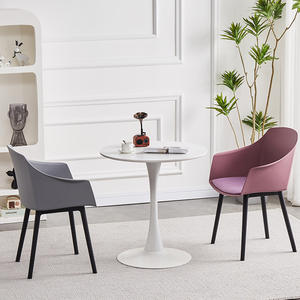 <span class=keywords><strong>Chaise</strong></span> de salle à manger en plastique épaissi de style nordique moderne simple <span class=keywords><strong>chaise</strong></span> de dossier à usage domestique et petit tabouret pour magasins de thé au lait magasins de gâteaux - Product Image 4