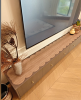 Console TV et bibliothèque en bois massif moderne avec design éco-responsable pour le mobilier de salon