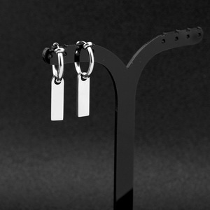 Nouveauté 2026 : Meilleures Ventes – Boucles d'Oreilles Géométriques Personnalisées, Design Minimaliste de Niche, Bijoux de Mode Unisexe, Vente en Gros - Product Image 4