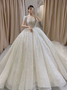 Robe de mariée style français, coupe princesse, longueur ras du sol, motif ciel étoilé, écologique, infroissable, design élégant haut de gamme, luxueuse, style <span class=keywords><strong>palais</strong></span> - Product Image 4